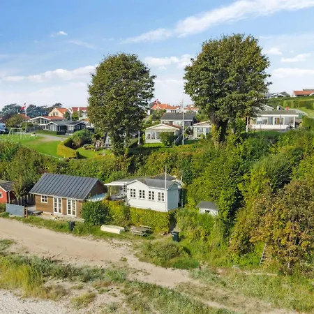 Drifa - 20m From The Sea By Interhome *