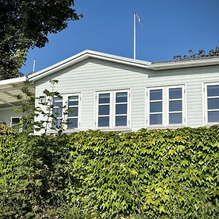 Drifa - 20m From The Sea By Interhome Feriehus Hejls